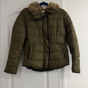 Old Navy Olive Green Quilted Puffer with Faux-Fur Collar